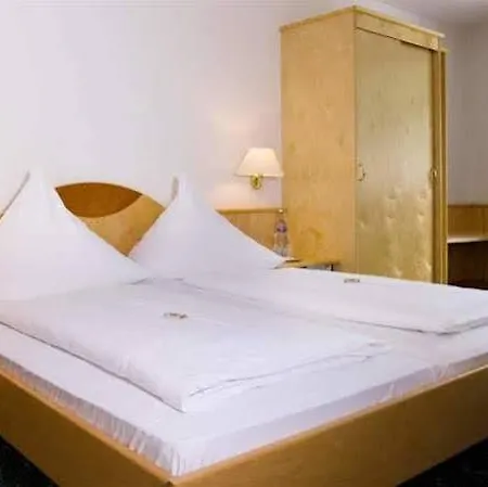 Am Paulusbogen Hotel 4*