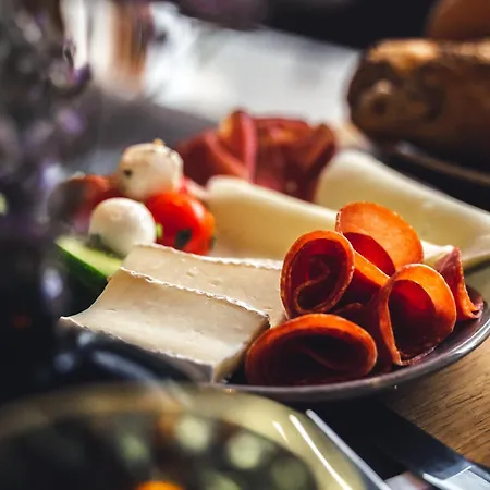 Am Paulusbogen 4* Pasov