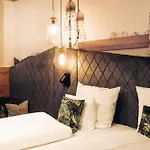 Am Paulusbogen Hotel Passavia
