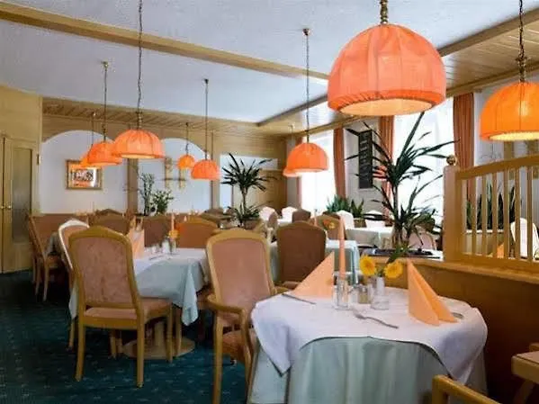 Am Paulusbogen パッサウ